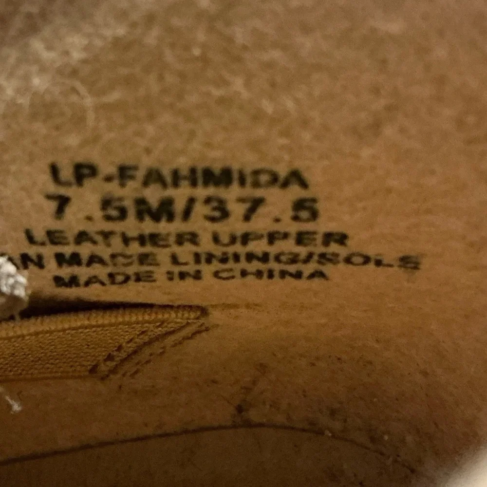 Lucky Brand Fahmida Taupe/Fawn Ankle Suede Booties shoes‎ size 7.5